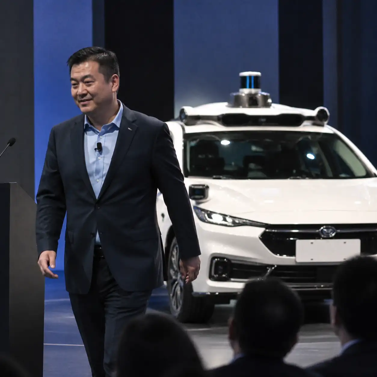 Mobileye创始人卸任CEO,转任董事长坐镇机器人豪赌