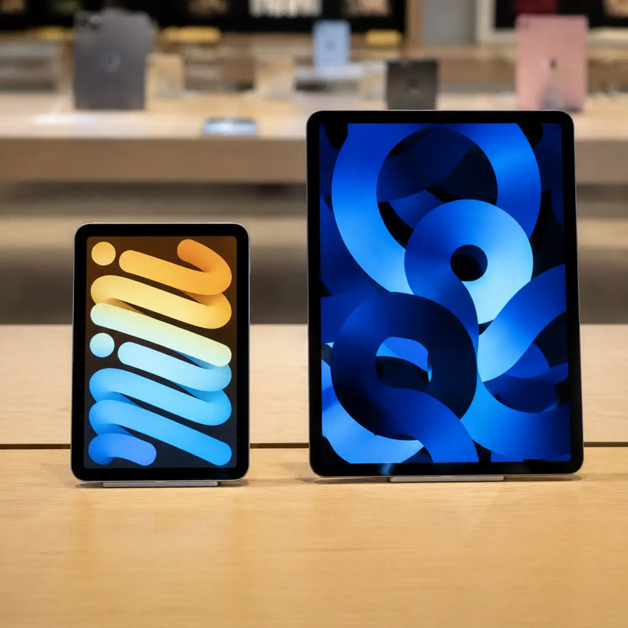 OLED iPad mini 最快 10 月登场，苹果能让小屏用户再付一次钱吗？